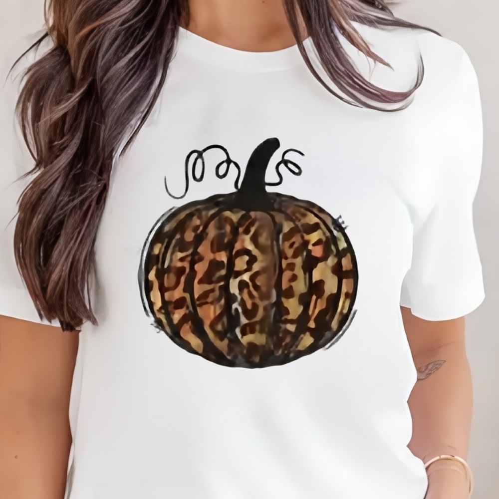 ANIMAL PRINT PUMPKIN T-Shirt.  🎃🛻